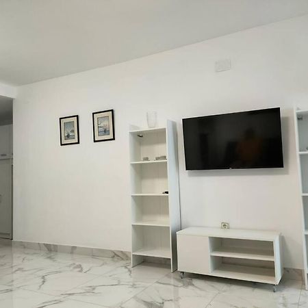 Apartament Flamingo Z Basenem Torrevieja Exterior photo